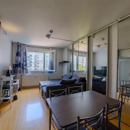 T2 A 5 Min Parc Tete D'or - Parking Prive Apartment *